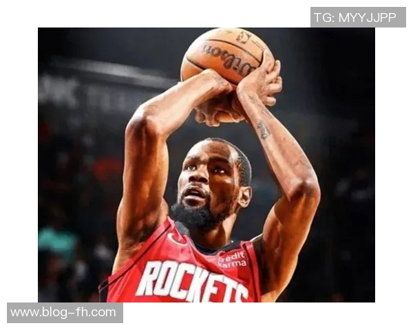 阿门坦言需提升对抗文班防守的能力与杜兰特的配合日益默契 阿门坦言需提升对抗文班防守的能力与杜兰特的配合日益默契